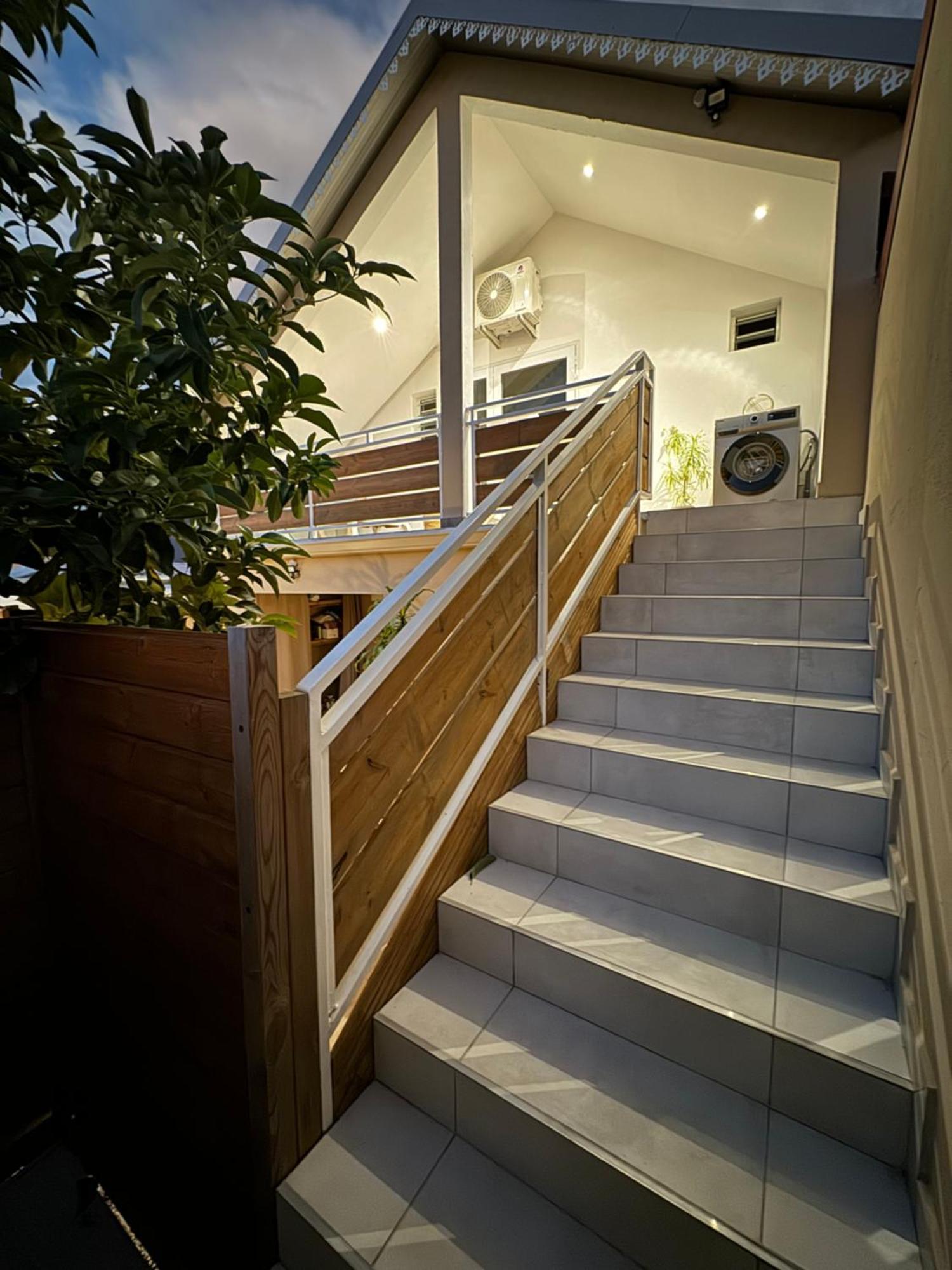 סיינט דניס Grand Studio Charmant, Tout Equipe… מראה חיצוני תמונה